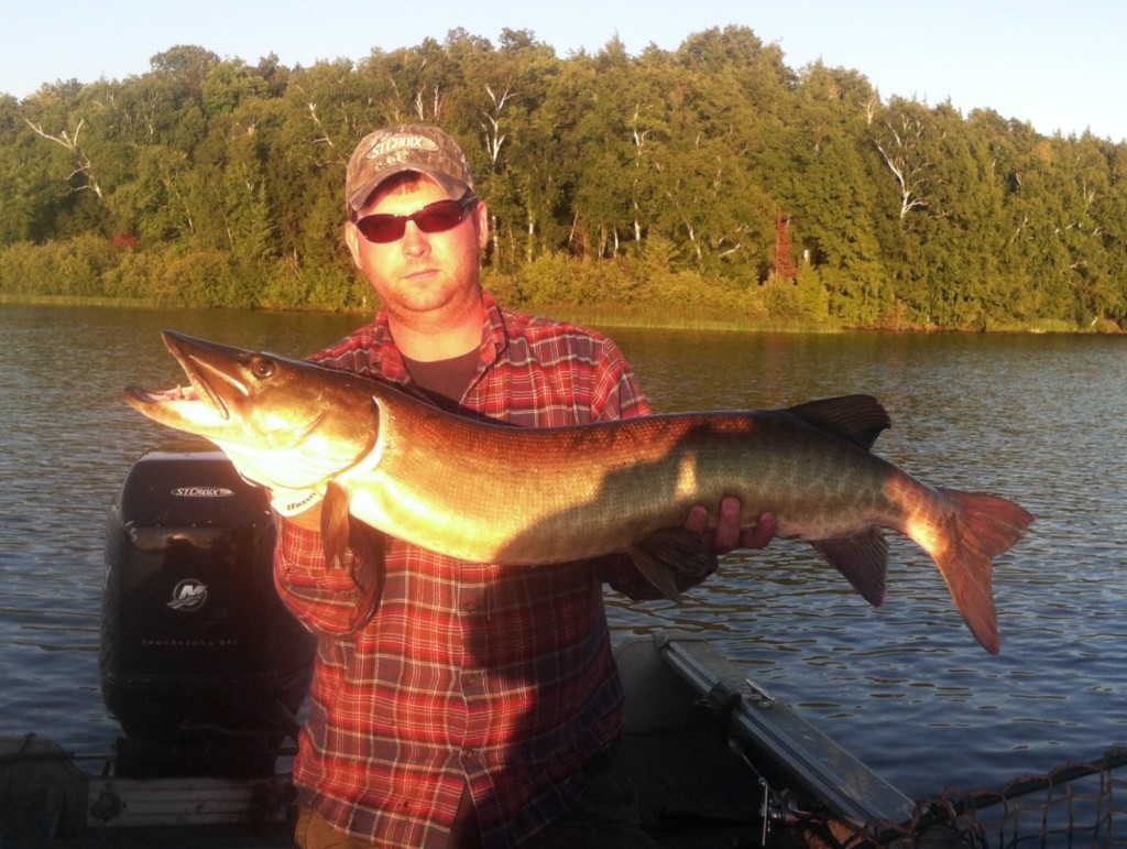 Lake Namakagon Musky | Pete Rich Guide Service